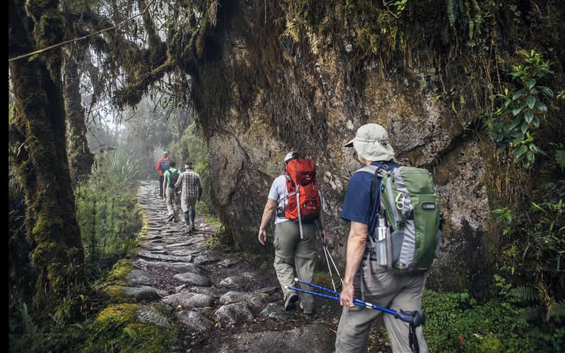como llegar a machu picchu caminando