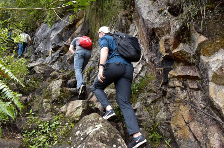 montaña Huayna Picchu escaleras de la muerte