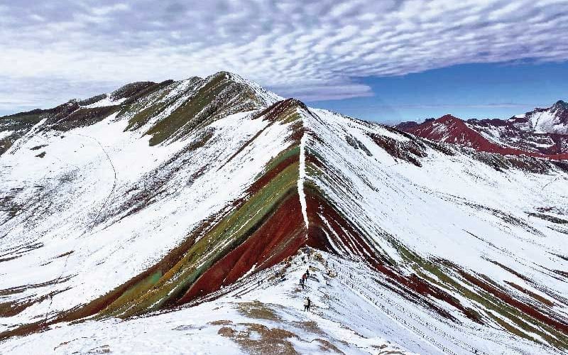 montaña de colores febrero