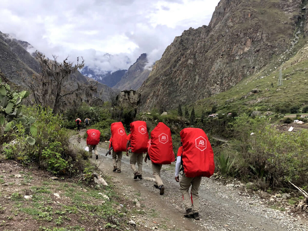 inca trail to machu picchu