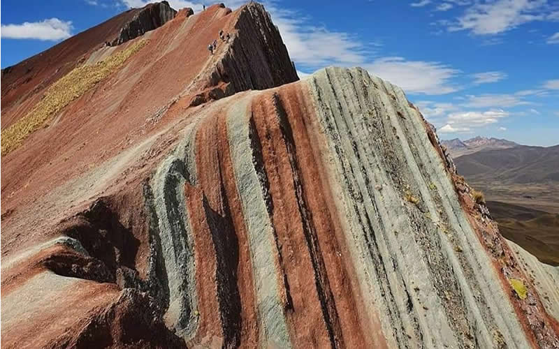 Where Are The Rainbow Mountains In Peru Pallay Punchu