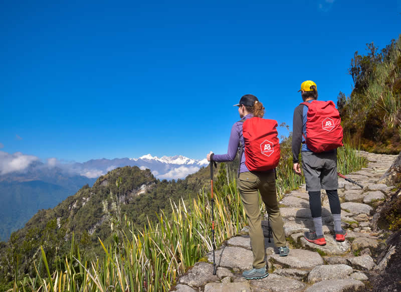 Inca Trail Vs Train The Four Day Hike